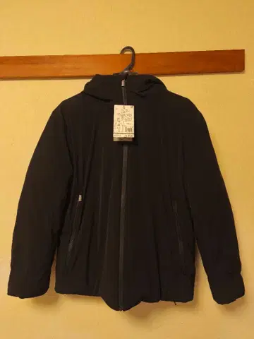 워크맨 GIGA PUFF 블랙 다운 자켓 LL 블랙