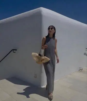 베이직 I 라인 드레스