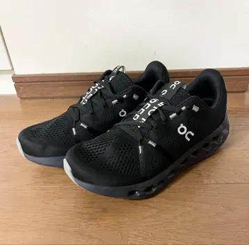 온 On 클라우드 서퍼 올 블랙 27.0cm