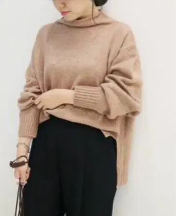 SLOBE IENA 홀가먼트 하이넥 뉴앙스 풀오버