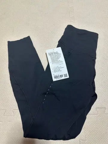 룰루레몬 블랙 레깅스 사이즈 4