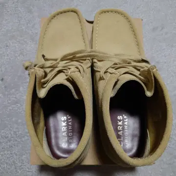 CLARKS ORIGINALS 왈라비 부츠