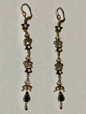 새상품급 미하엘 네그린 블랙x피치 롱 귀걸이