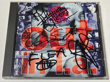 Red Hot Chili Peppers 사인 포함 CD