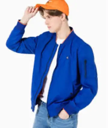 새상품급 Calvin Klein Jeans 나일론 자켓 파랑 S MA-1