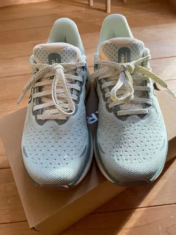 KARHU 카루프 러닝화 메스탈리란 1.5 여성용