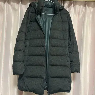 유니클로 다크 그레이 다운 자켓 새상품급