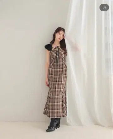 퍼 슬리브 머메이드 원피스 BRW