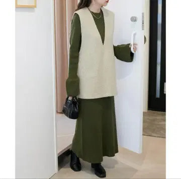 DISCOAT 베스트 포함 니트 셋업