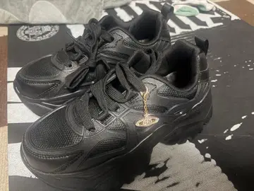 블랙 스니커즈 새상품