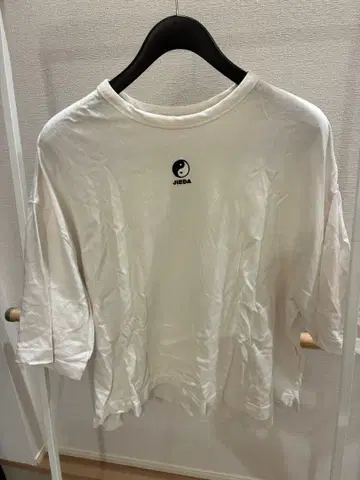 JieDa 화이트 T셔츠 그래픽 프린트