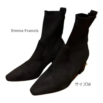 블랙 스웨이드 숏부츠 펄 장식