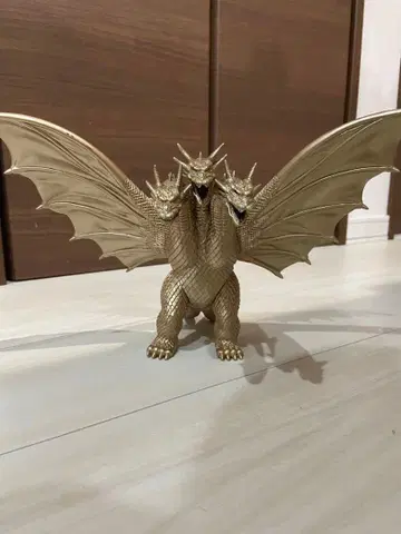 킹 기도라 소프트 비닐