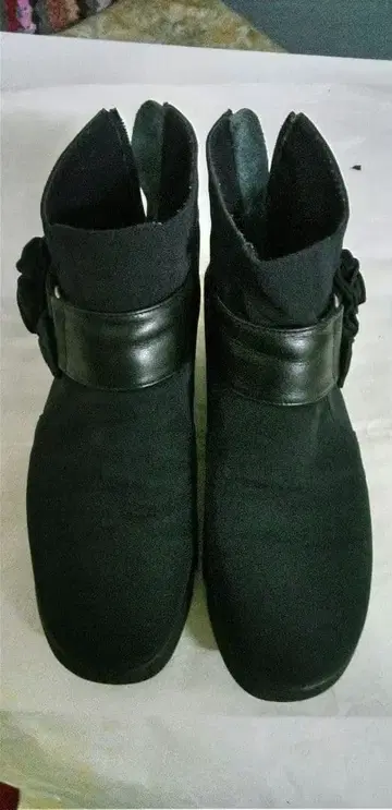 포테치노, 블랙 컷 스니커즈