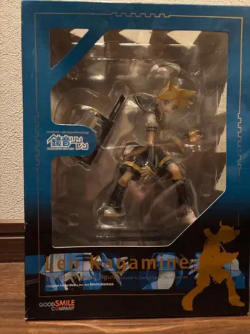 Len Kagamine 1/8 스케일 피규어