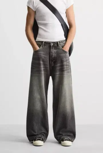 zara 엑스트라 배기 데님 EU38