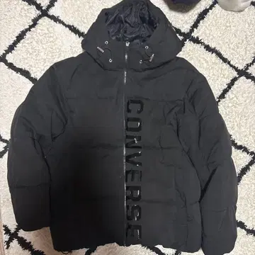 CONVERSE 블랙 다운 자켓 L 사이즈