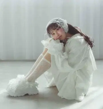 merry jenny 마나카 마나 콜라보 리본 스니커즈