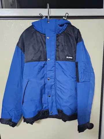 XLARGE 다운 자켓 M 사이즈