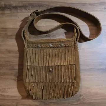 MINNETONKA 미사용 숄더백 미네통카