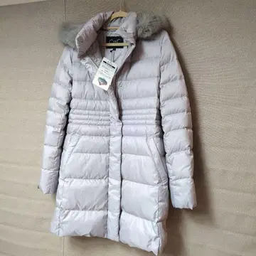 택 포함 새상품 쿠 드 샹스 다운 코트 화이트