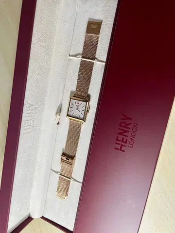새상품급 HENRY LONDON 헤리티지 스퀘어 손목시계 박스 포함