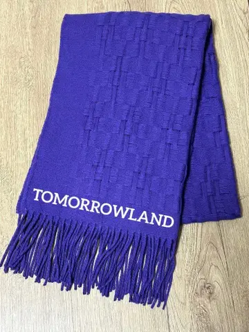 [ TOMORROWLAND ] 투모로우랜드 체크 무늬 머플러 퍼플