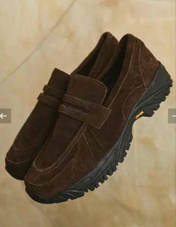 [ 완판템 ] 볼륨 VIBRAM 밑창 리얼 가죽 스웨이드 로퍼 스니커즈