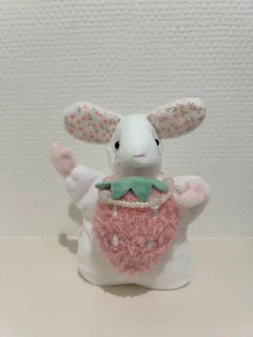 인형 마을 딸기 운반 담당 쥐 봉제 인형