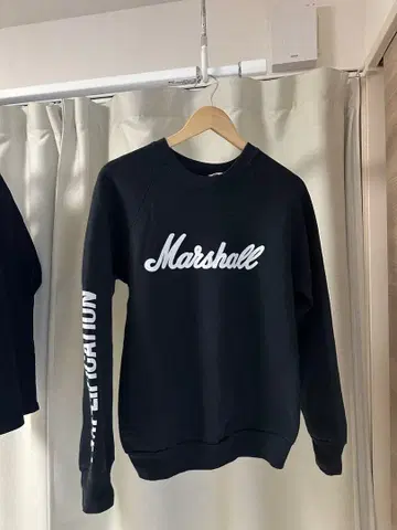 Marshall 블랙 맨투맨 트레이닝복 USA제