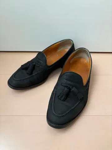 17_블랙스웨이드 태슬 슬립온