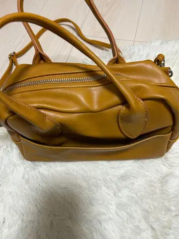 [ pinue ] 카멜 핸드백