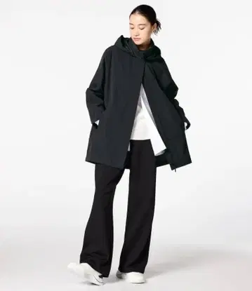 [ 새상품 ] 유니클로 블록 테크 하프 코트 S 블랙