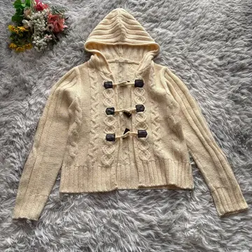 엘르 플래닛 케이블 니트 가디건 후드티 [ L ] 아이보리 토글 버튼