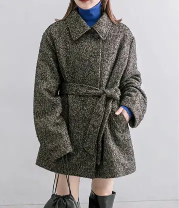 mystic 자카드 미들 코트