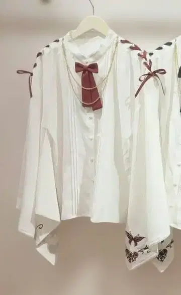 Amavel 나비의 꽃놀이 일본풍 블라우스 스커트 세트