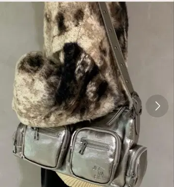 [중고] JEANASIS 지나시스 4포켓 원 숄더백