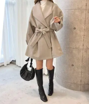 퓨티아랜드 백 웨이스트턱 미들 코트 M 그레이