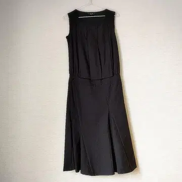 A/T의 플리츠 절개 원피스!