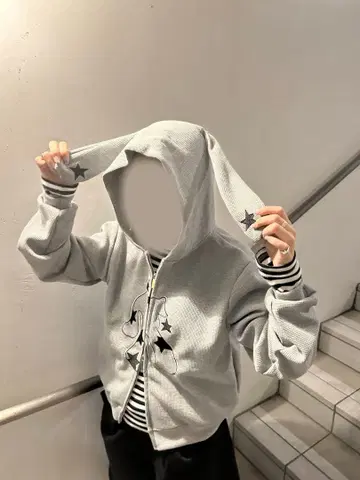 amood 토끼 귀 달린 그레이 집업 후드티