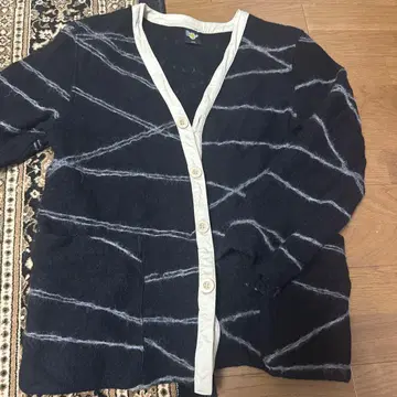 닥터 마틴 네이비 스트라이프 가디건 L