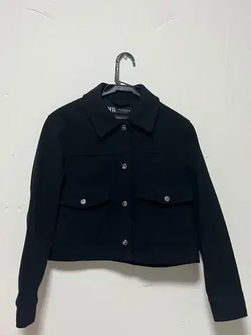 ZARA 블랙 숏 자켓 XS