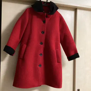 울 후드 부착 빨간색 코트