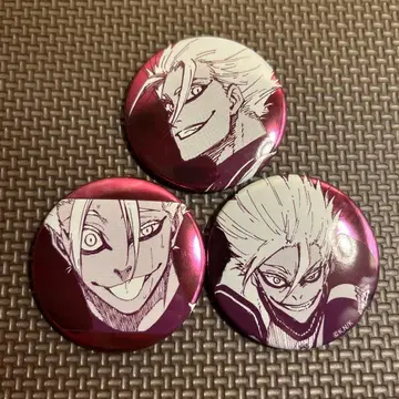 블루 록 전시회 최애 캐릭터 배지 컬렉션 시도