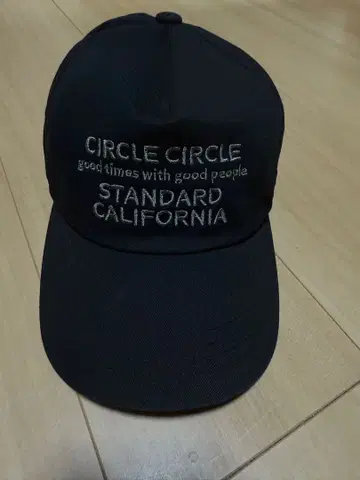 circlecircle x standard California 캡
