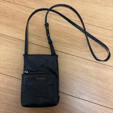 zucca 블랙 숄더백