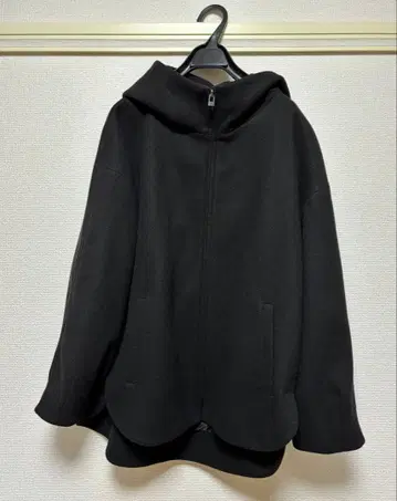 로페피크닉 저리 멜톤 집업 후디 블랙 컬러 M