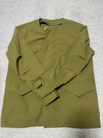 DESCENTE 노카라 자켓 올리브