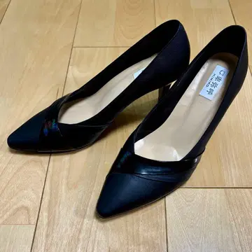 [히미코] 에나멜 콤비 펌프스