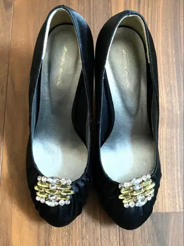 펌프스 힐 포멀